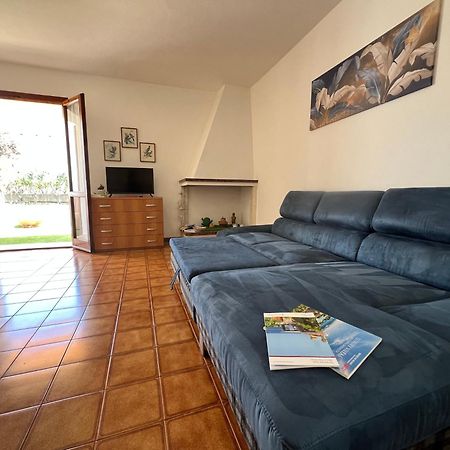 Private Apartment With Garden Cannigione Esterno foto
