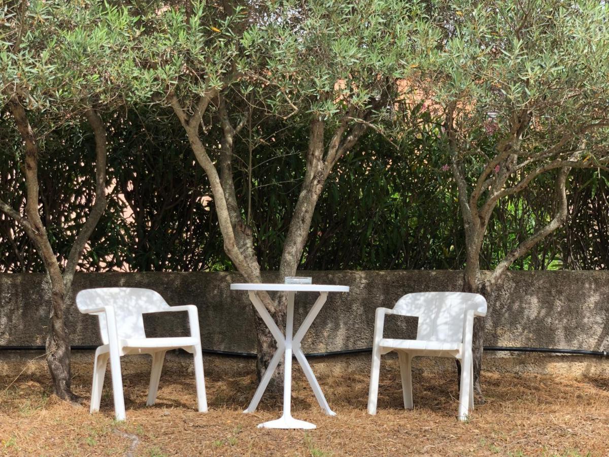 Private Apartment With Garden Cannigione Esterno foto