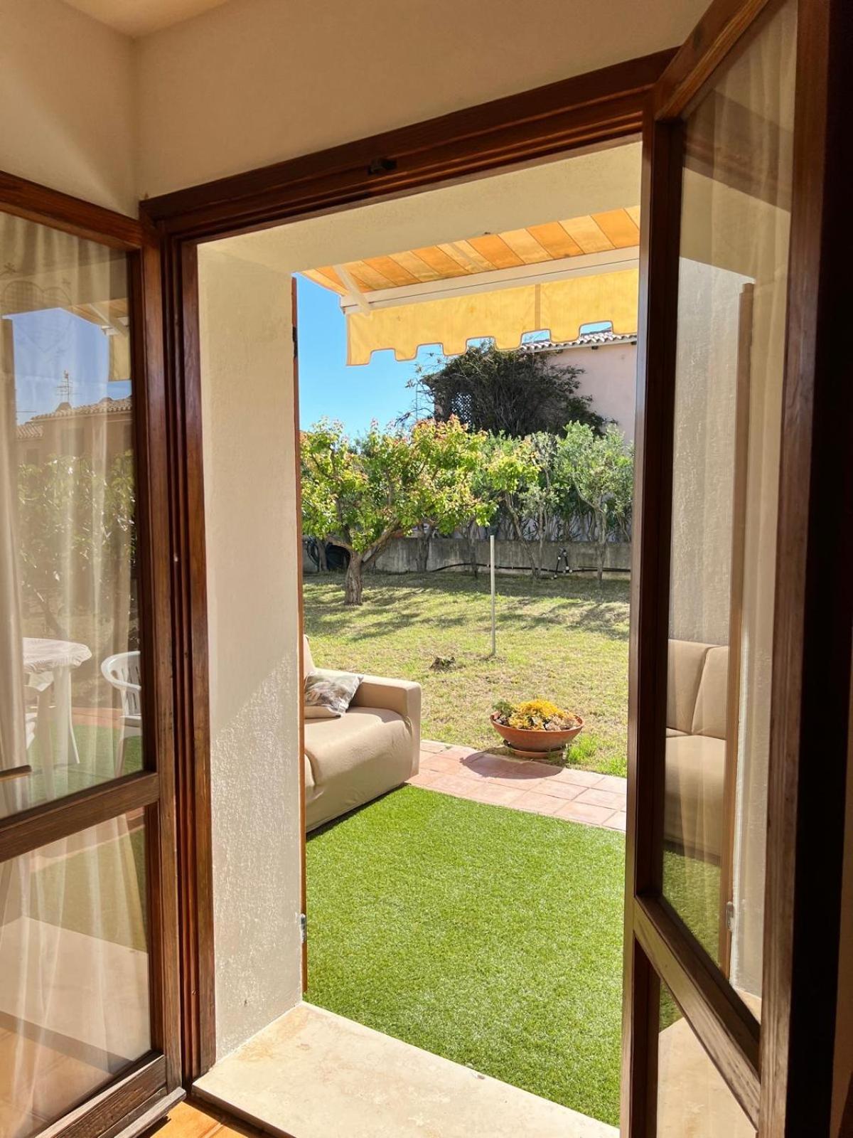 Private Apartment With Garden Cannigione Esterno foto